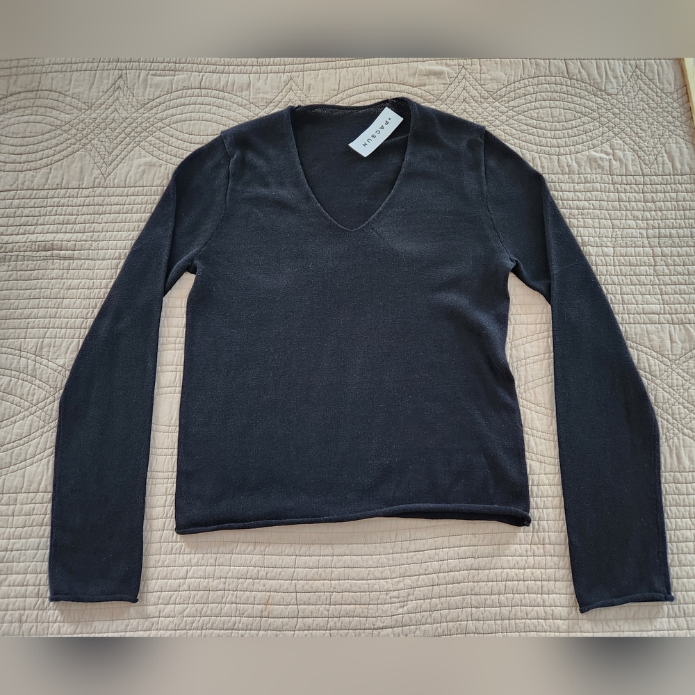 PACSUN J. GALT 1 SIZE FIT'S MOST SWEATER NWT!! 🔥🔥